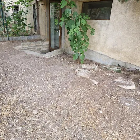 Spacious With Garden In Gorges D'ardeche